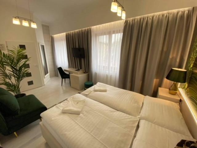 Artin Hotel