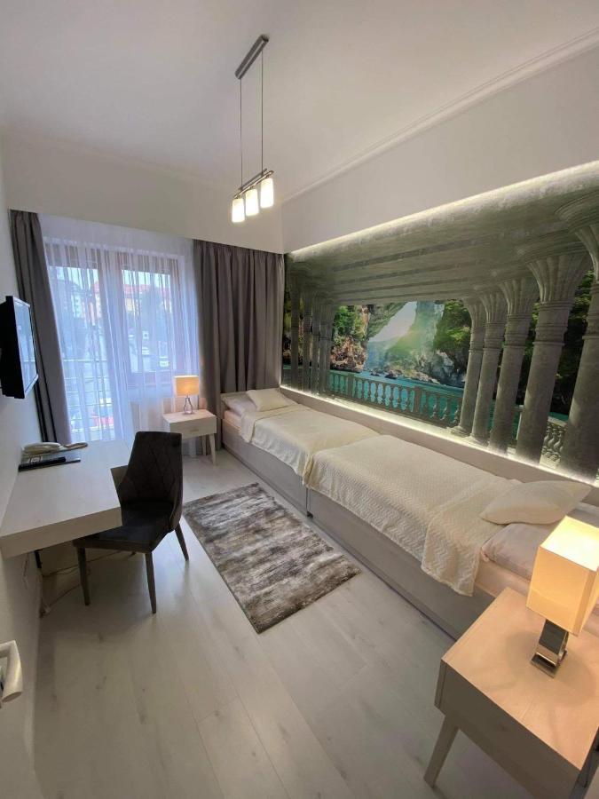 Hotel Artin 3*